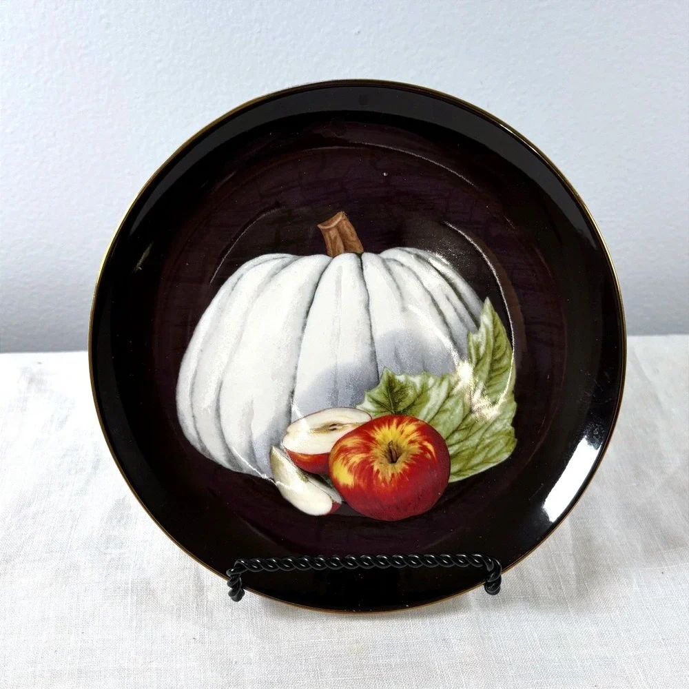 Williams Sonoma Botanical Pumpkin Salad/Dessert Plates Set of 8